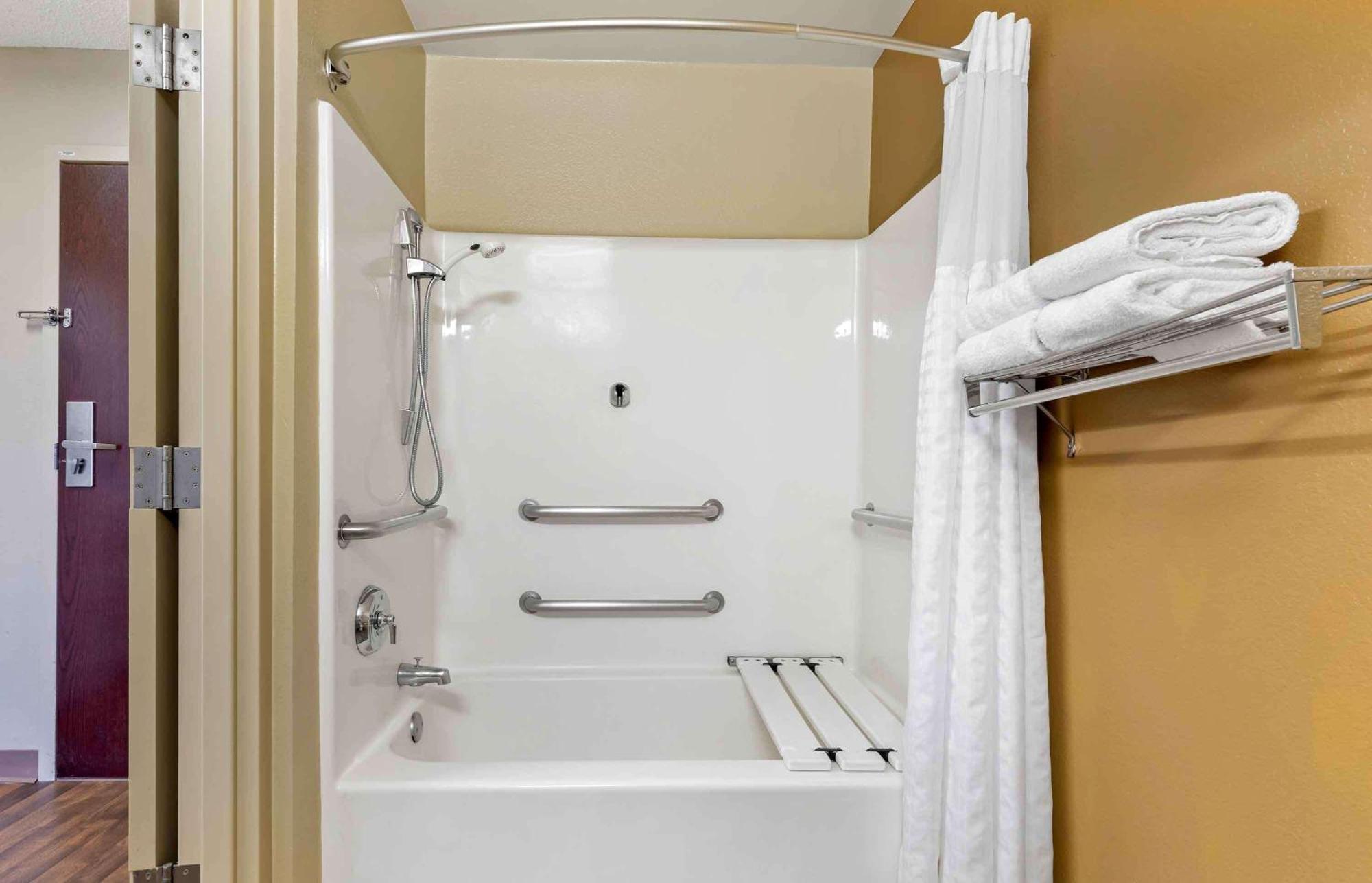 Extended Stay America Suites - Boston - Westborough - Connector Road Exterior photo